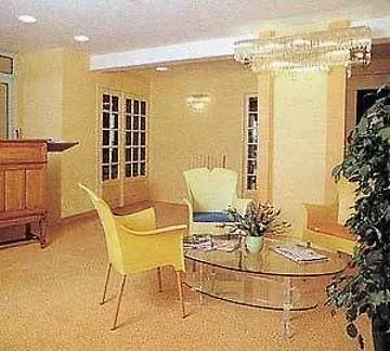Hotel Western De Brunville 3*